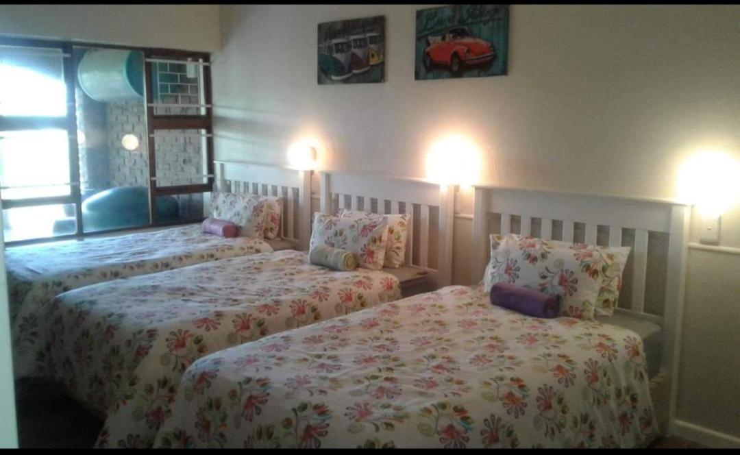 Barefoot B&B Морганс Бей Екстериор снимка